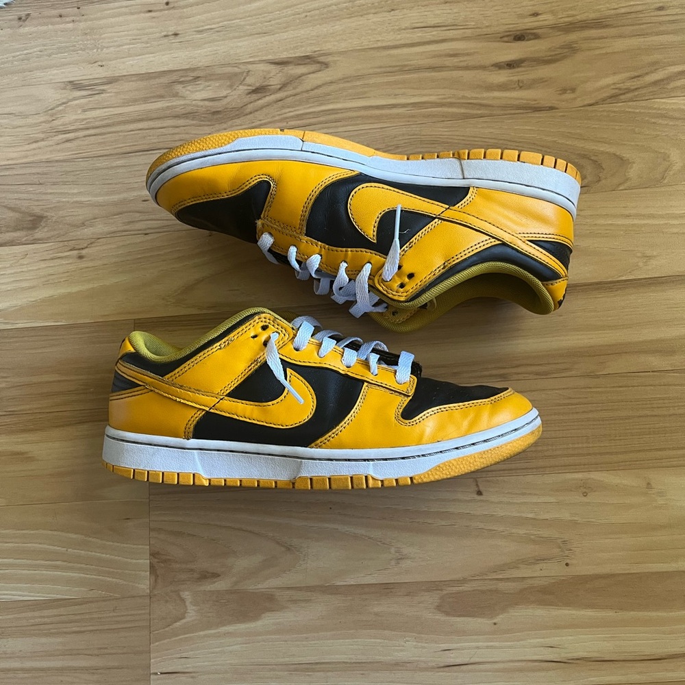 NIKE DUNK LOW YELLOW N BLACK